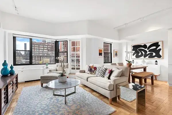 315 East 65th Street Unit: PHD