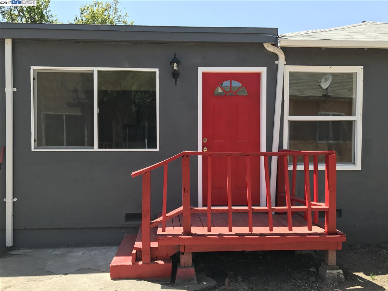 1120 100th Ave