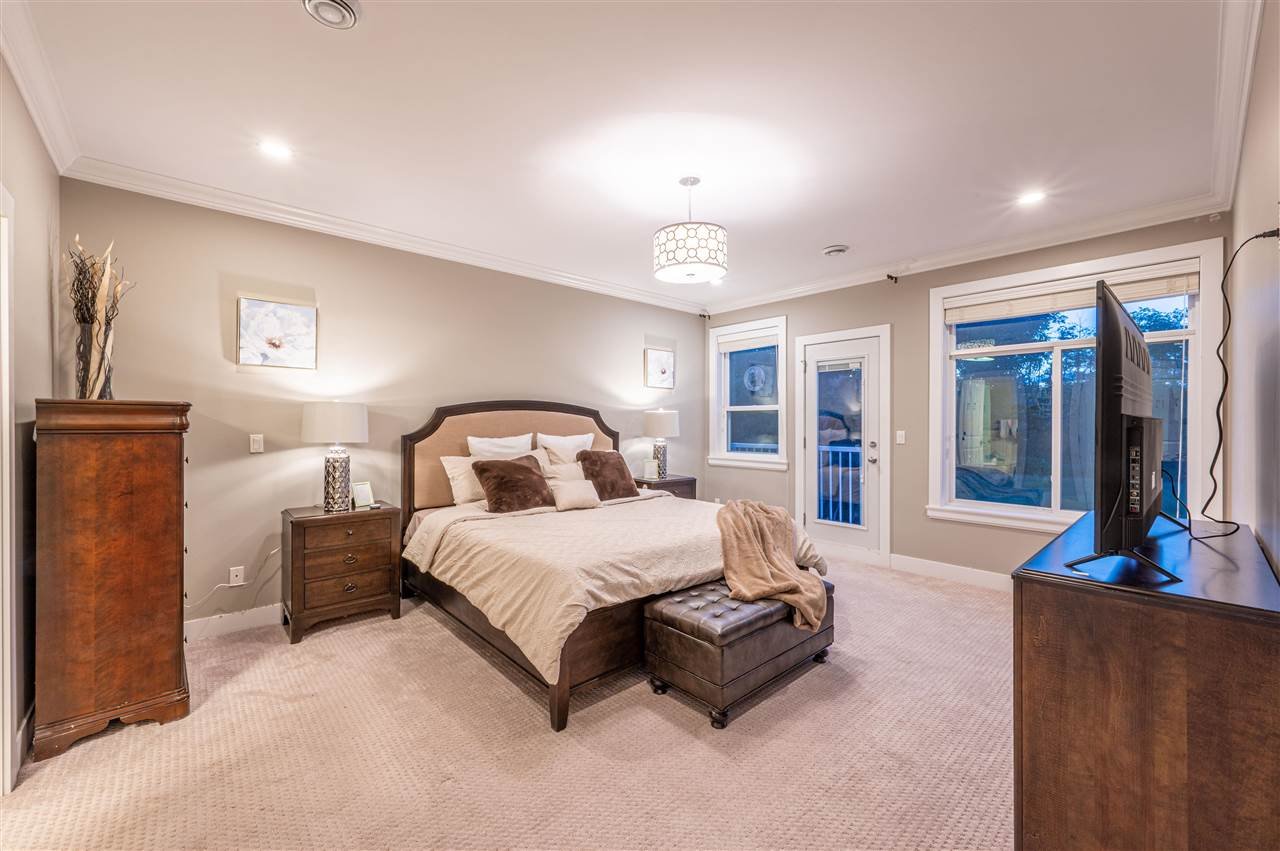 17363 64a Ave