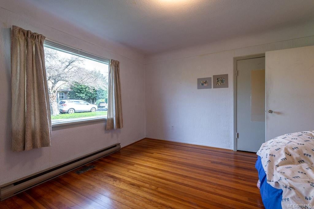 1141 Oxford St