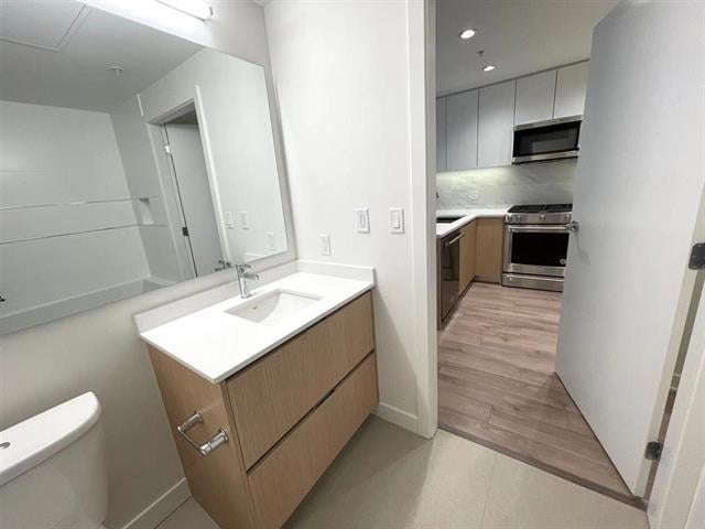 207-8940 University Cres