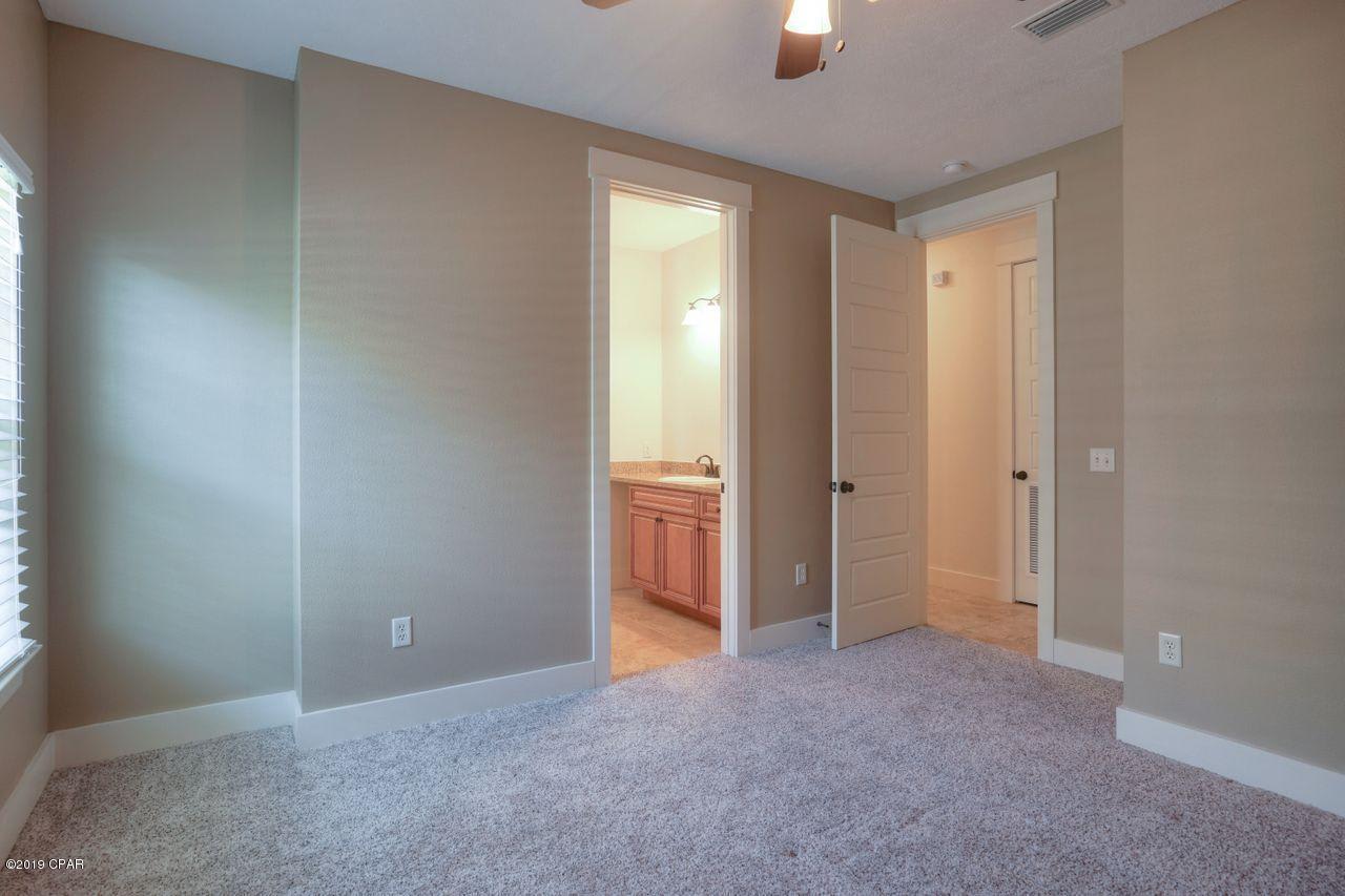 1420 Graham Lane