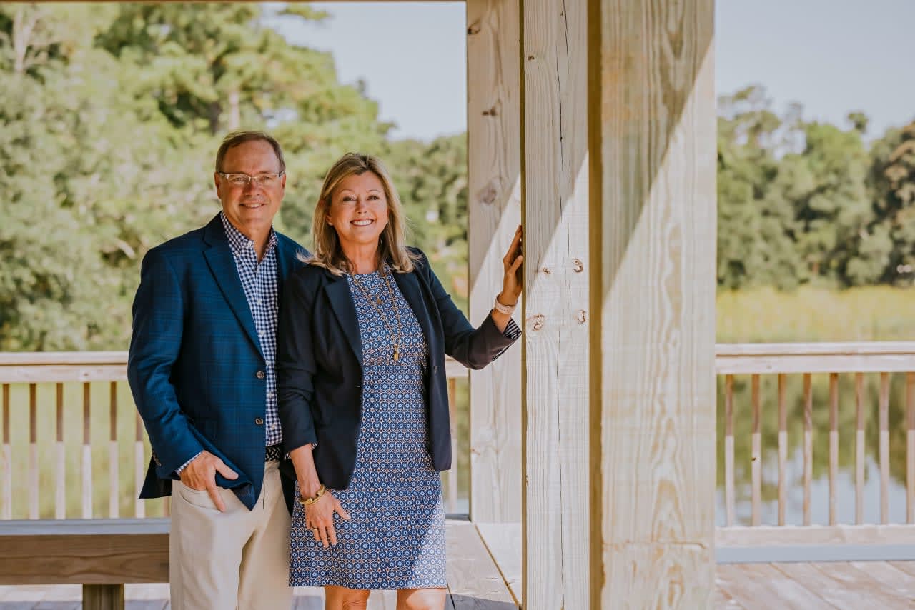 Donna and Jeff Waller, your trusted Wilmington real estate experts.