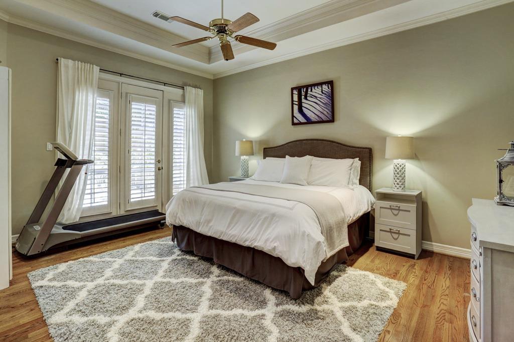 725 Highgrove Park