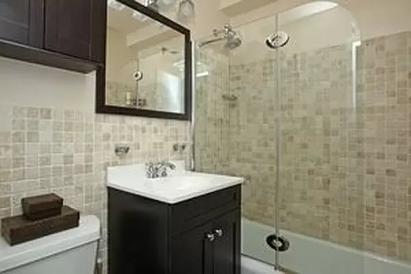 303 West 66th Street Unit: 20GW