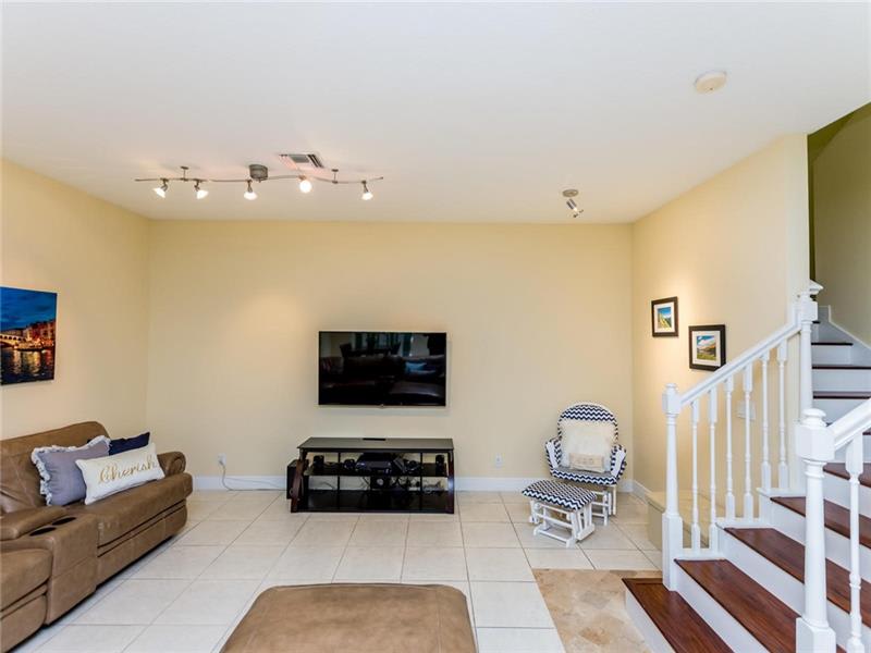 404 SE 11TH ST Unit #404