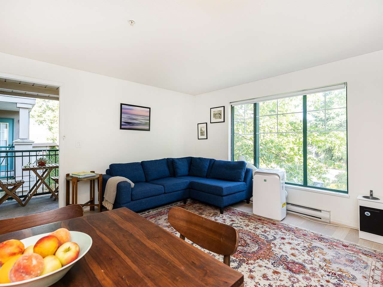 307-929 W 16th Ave