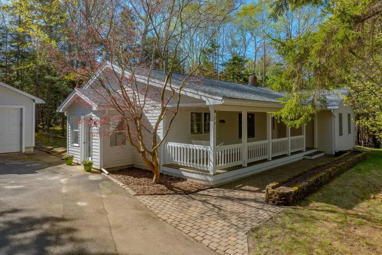 New Listing! 26 Tennis Club Road, Mount Desert, ME 04662 – $1,250,000