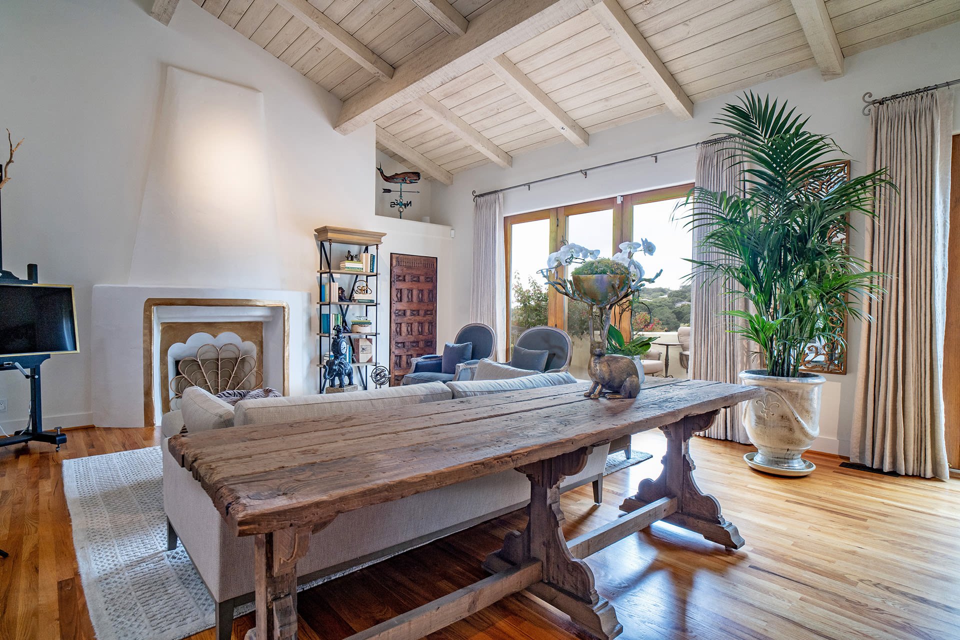 11430 Saddle Road - Monterey Masterpiece