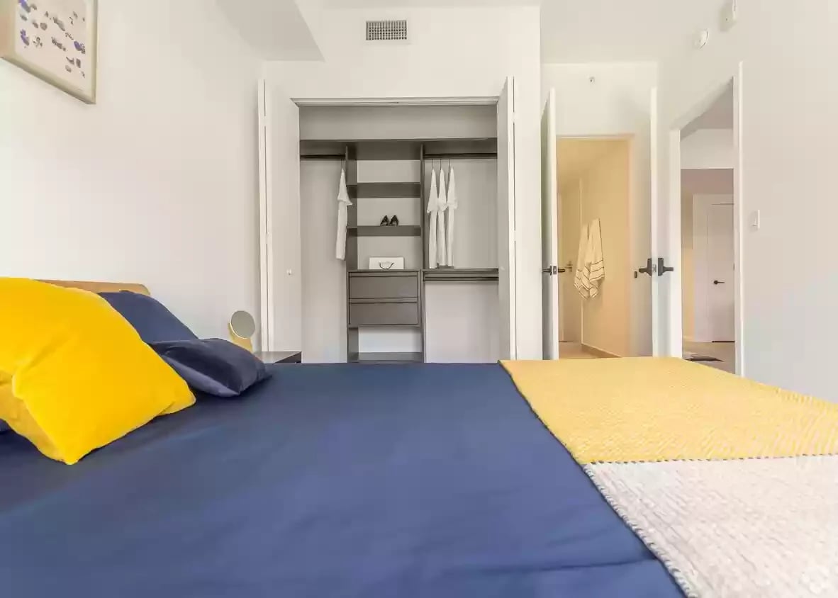 301 SW 1st Ave, Apt 1414 