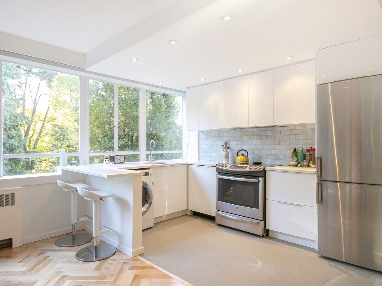 617-1445 Marpole Ave