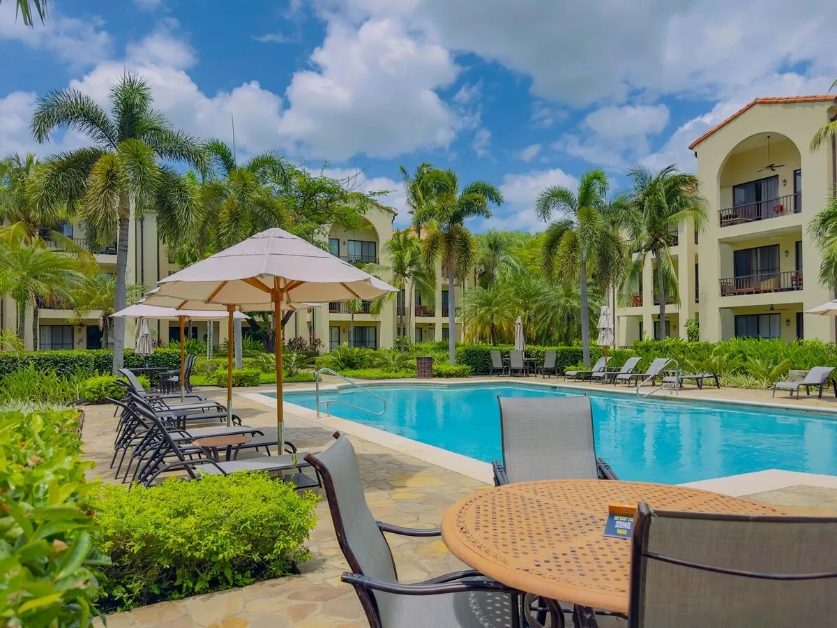 Pacifico Townhouse #101
