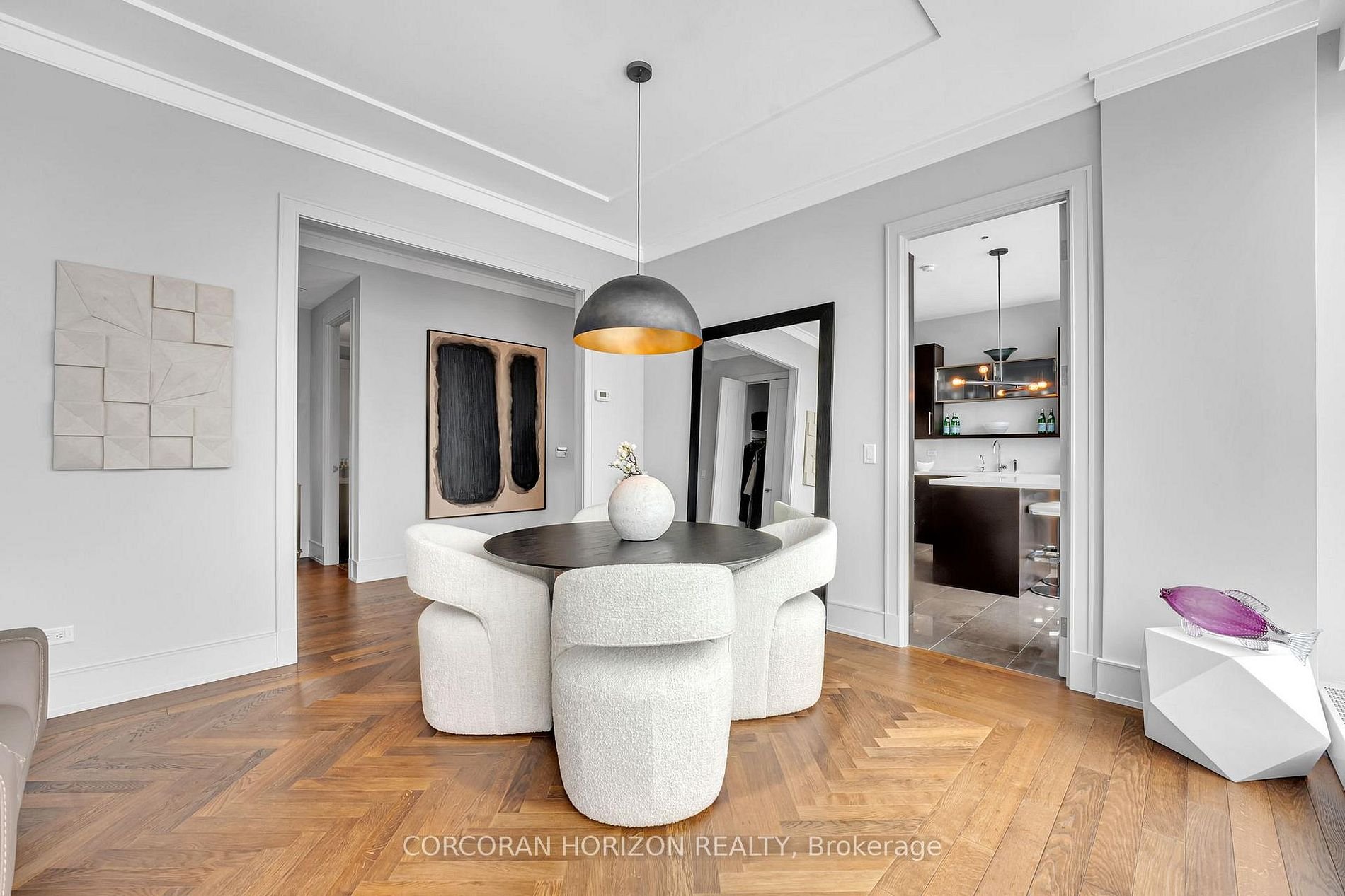 LUXURY LIVING AT THE RITZ
