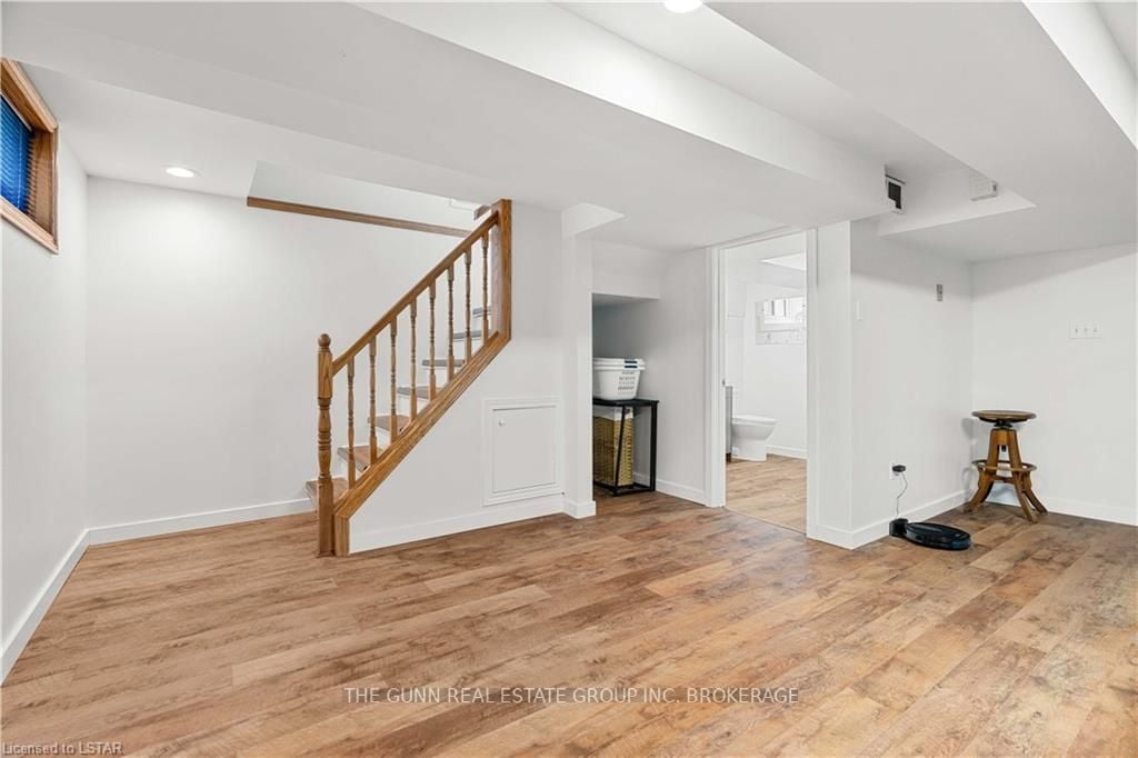 382 Colville Blvd