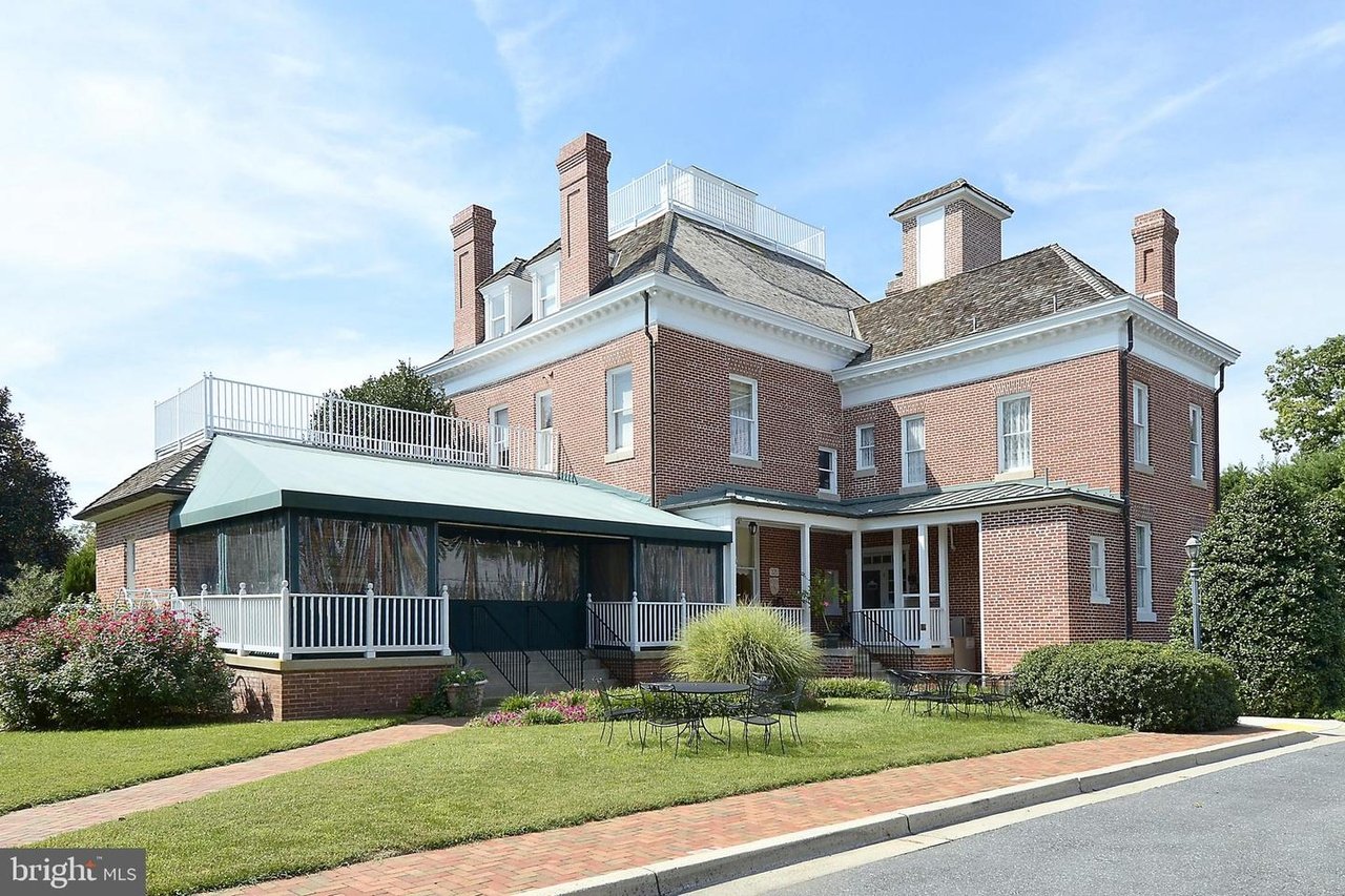 473 Tschiffely Square Rd