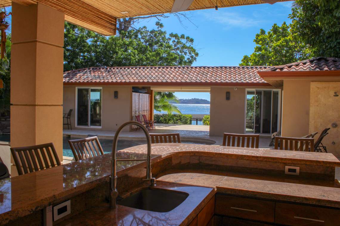 Casa Oltmann - Oceanfront Playa Potrero