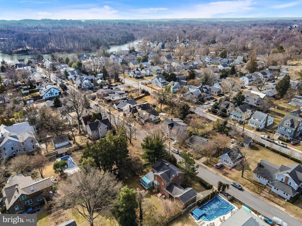 144 Archwood Ave