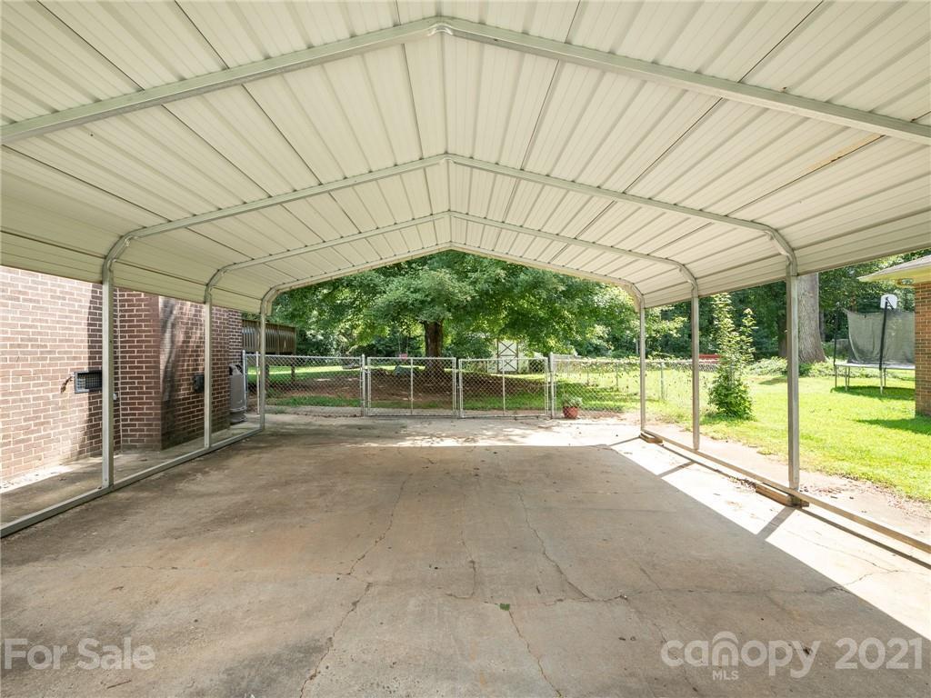 10116 Windrift Rd