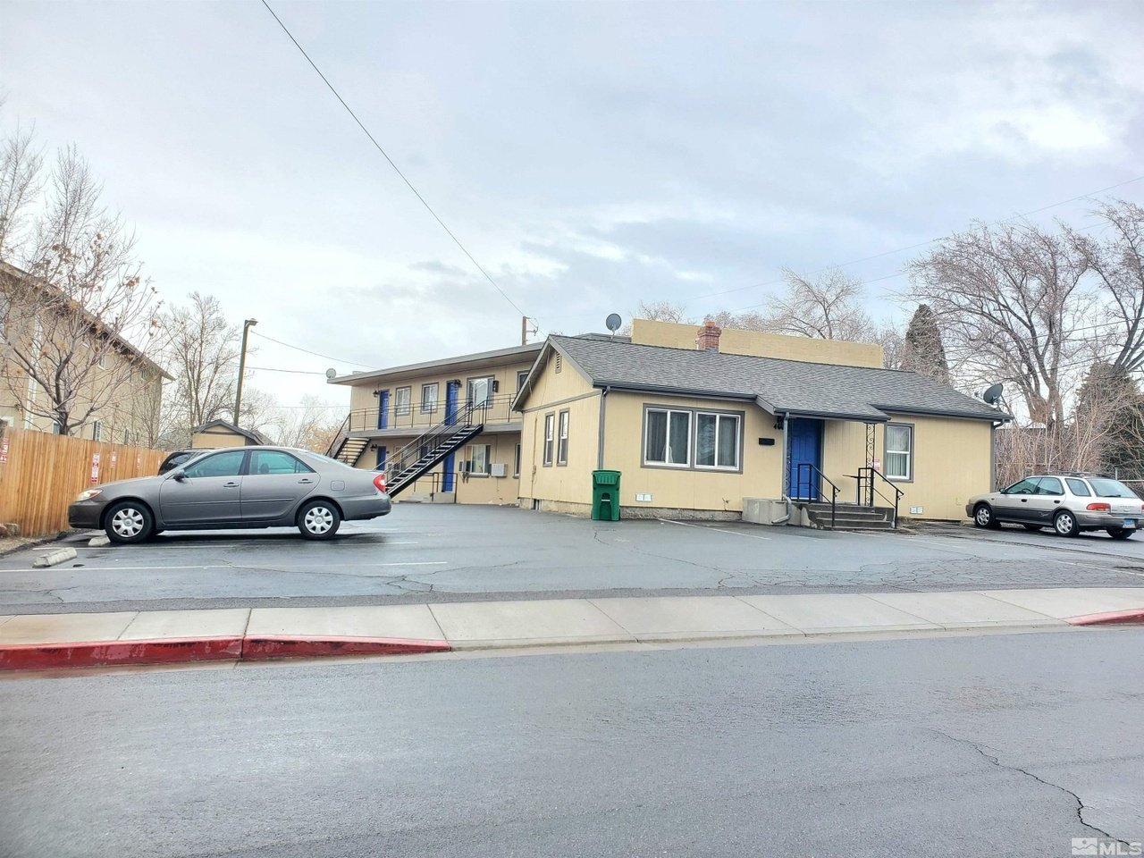 400-404 Highland Ave