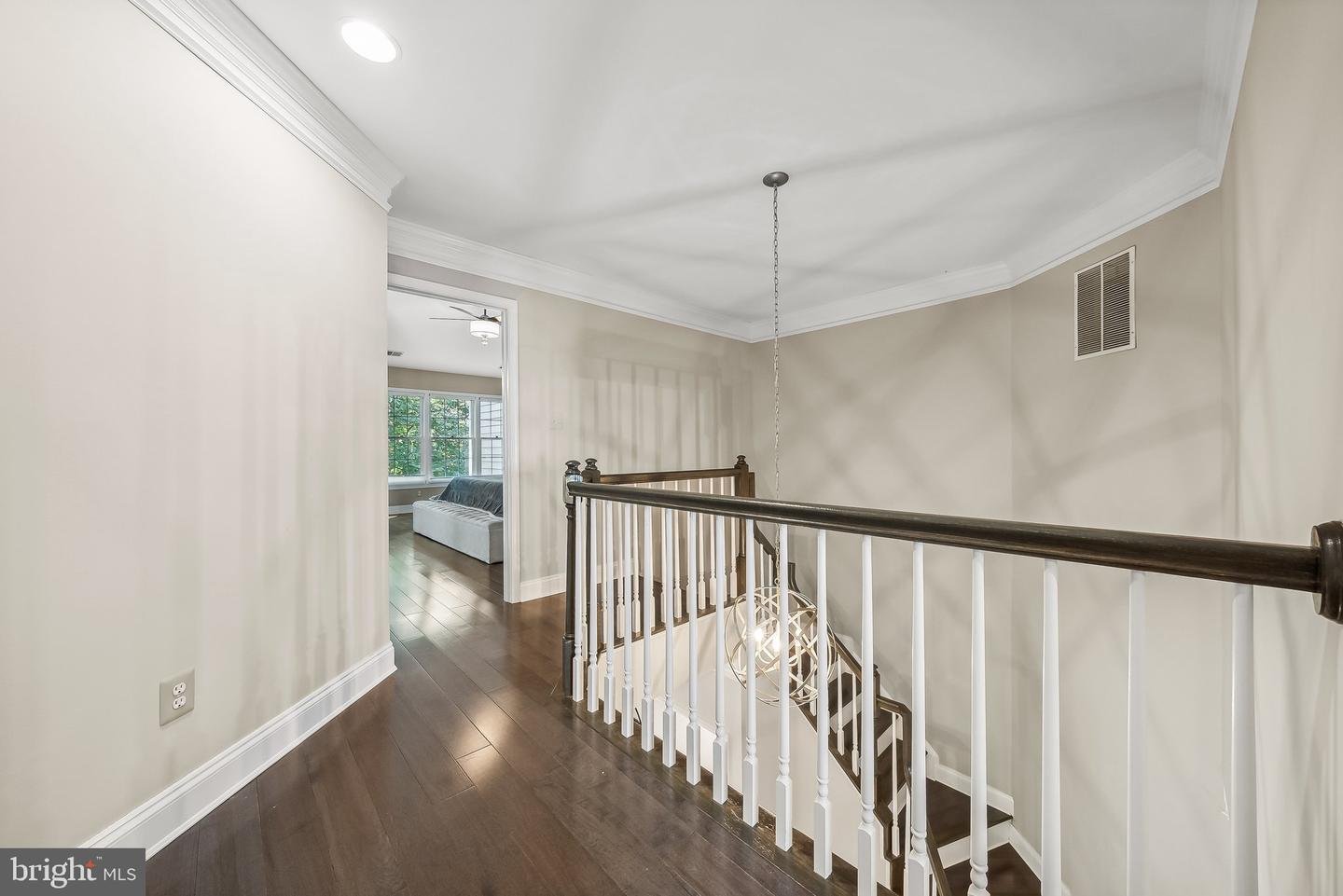 1239 Woodbrook Court