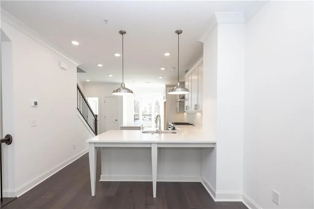 352 Olmstead Way, #28