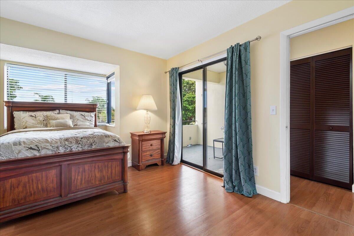 12710 Peconic Ct