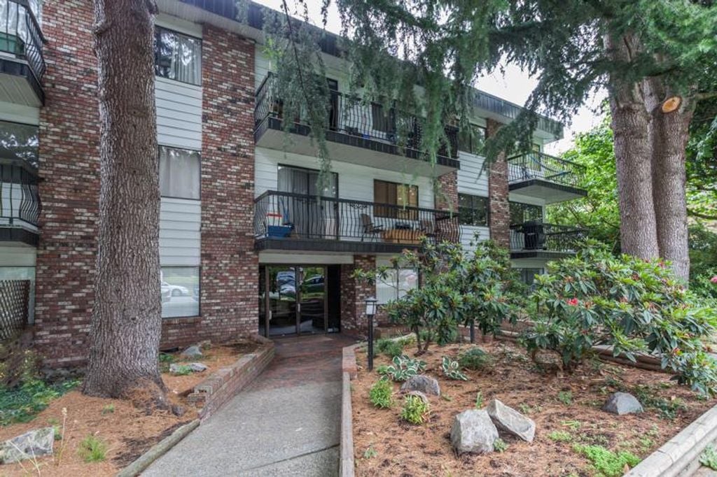 2330 Maple St, #302