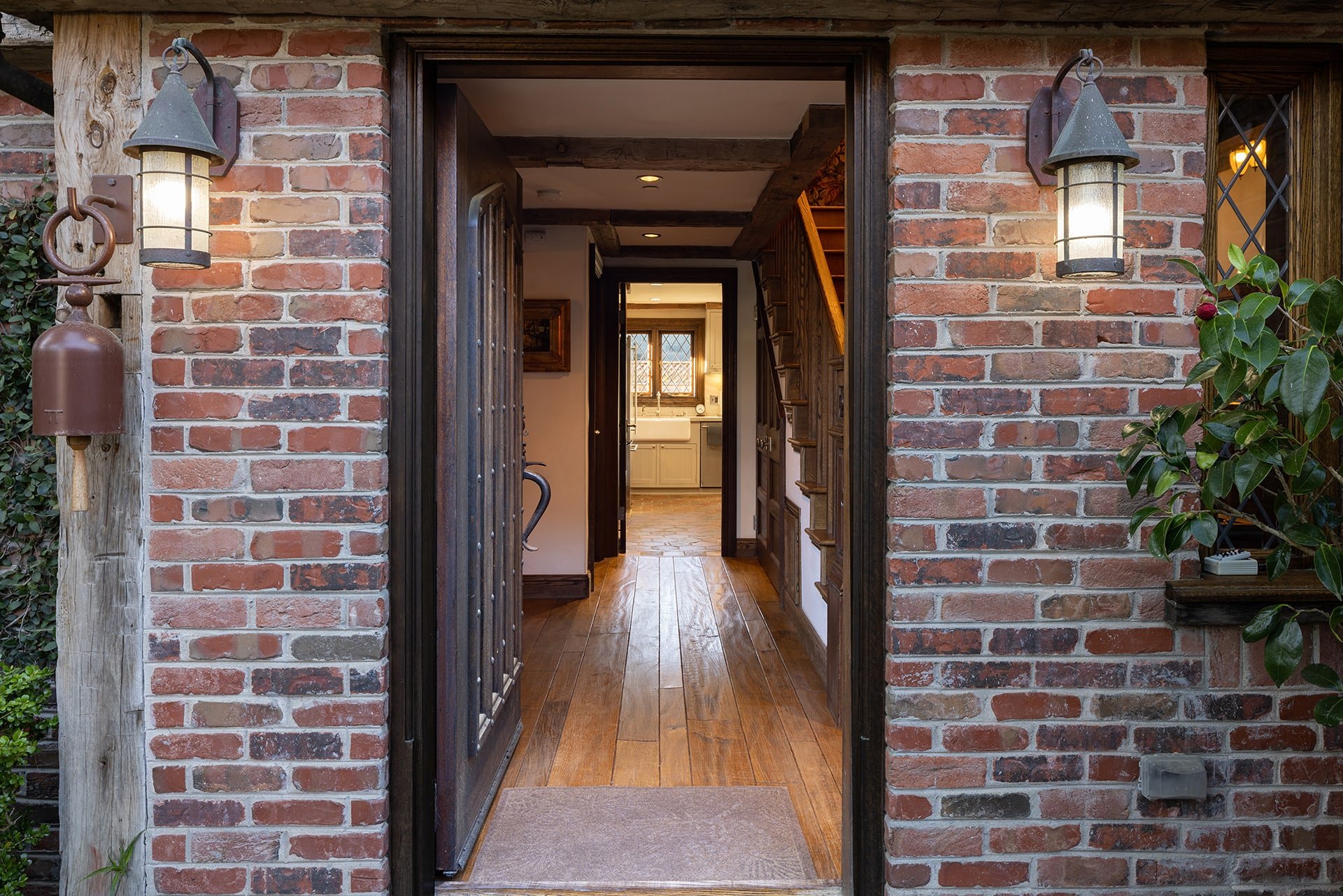 Charming Carmel Cottage - 2nd Ave 2 SE of Santa Fe