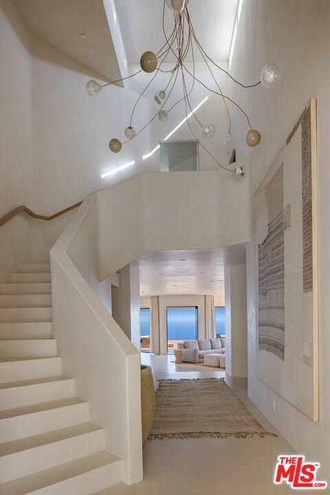 Meridian Manor, Encinal Canyon Rd, 90265