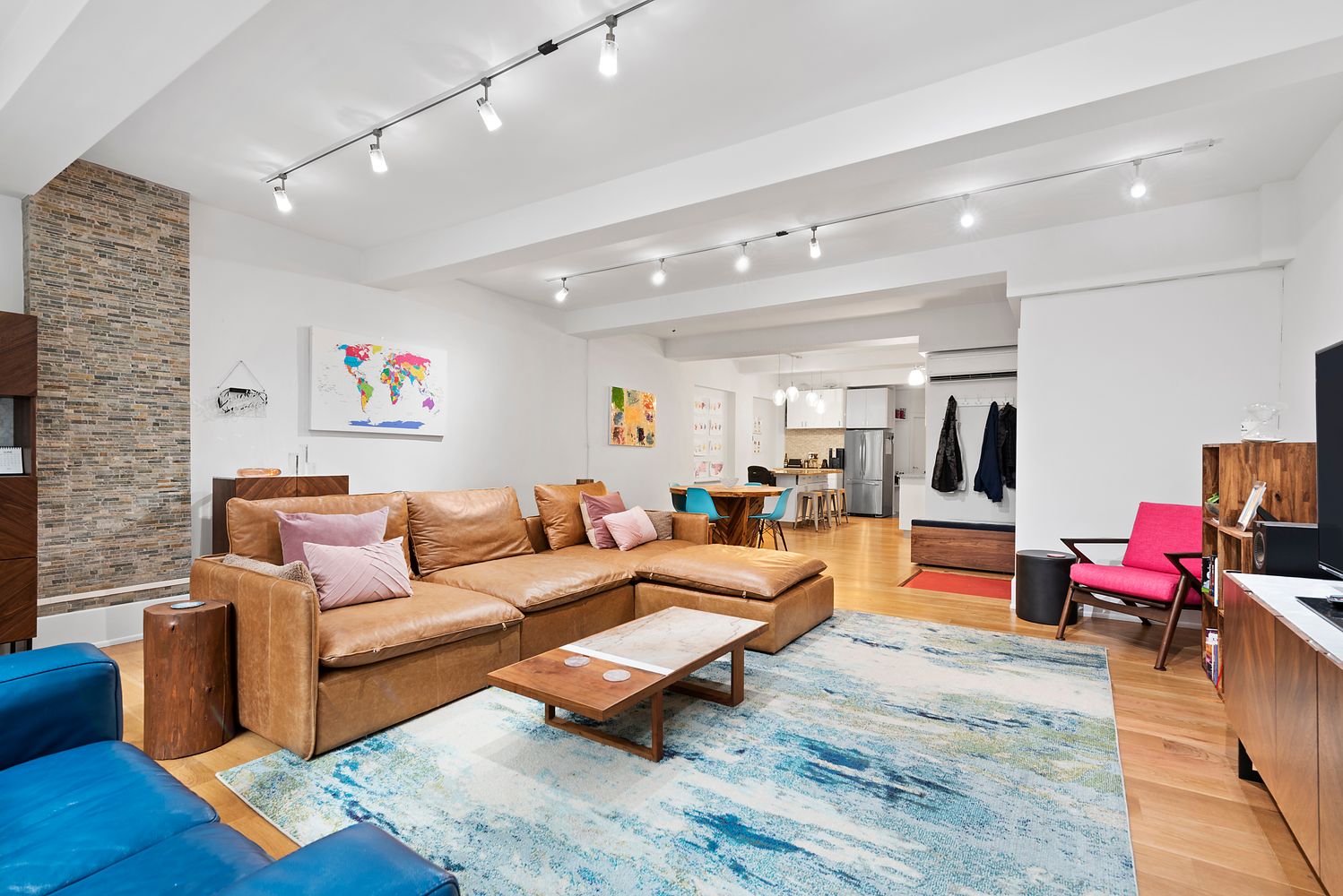 215 West 29th St, #6