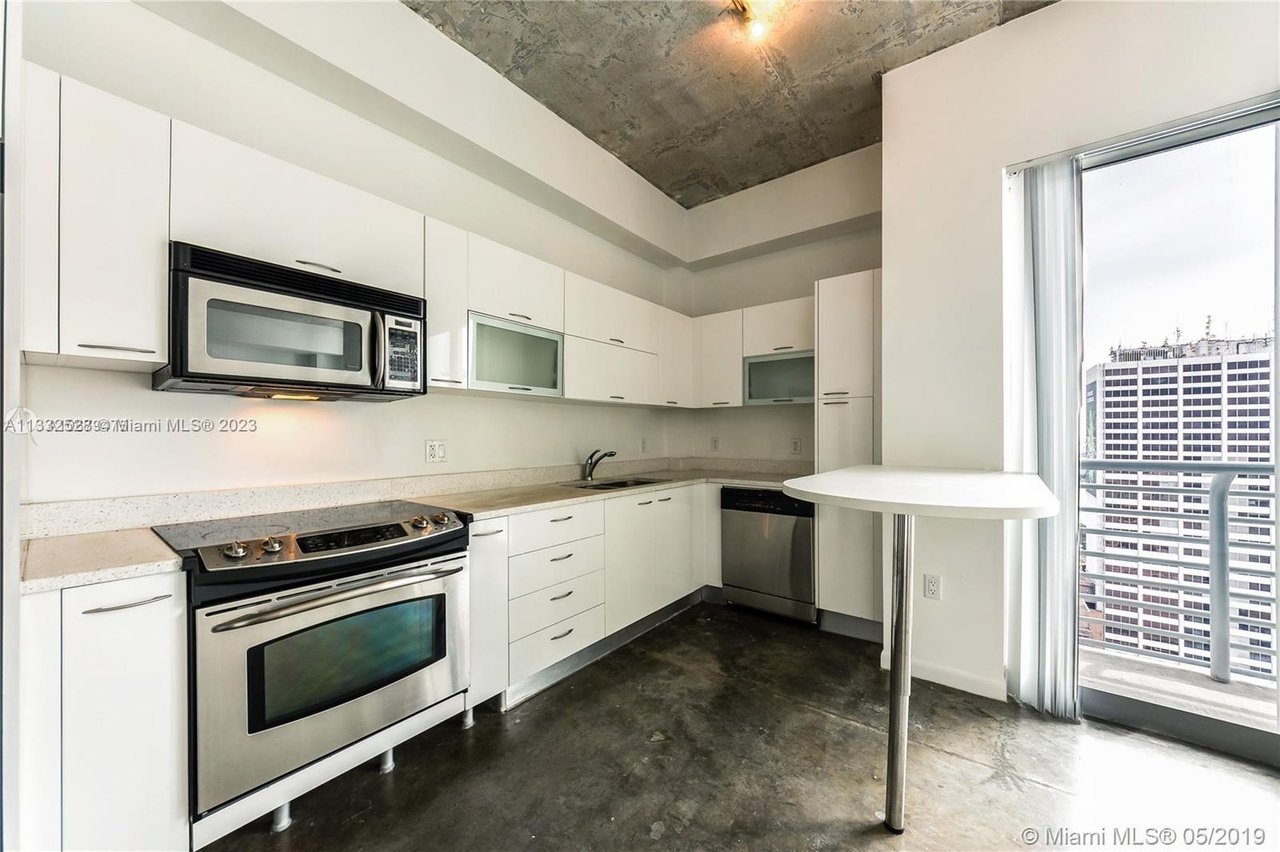 133 NE 2nd Ave #2610