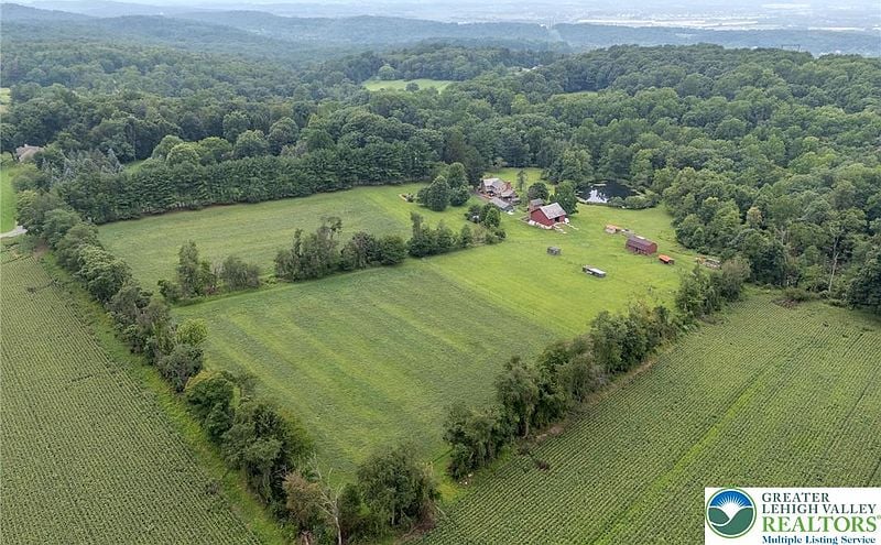 271 WETZEL ROAD