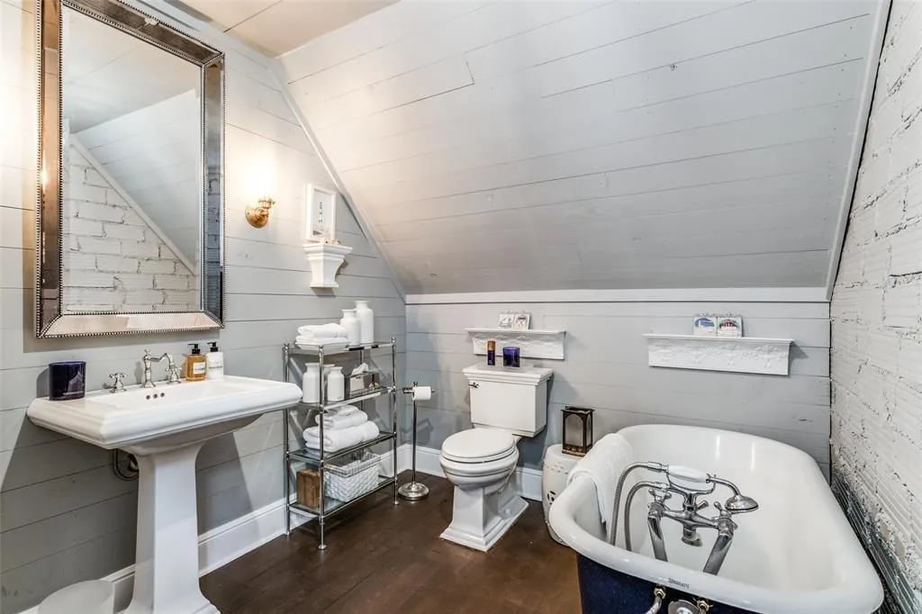 The Crown Jewel of Swiss Avenue Could Be Yours for $3.15 Million