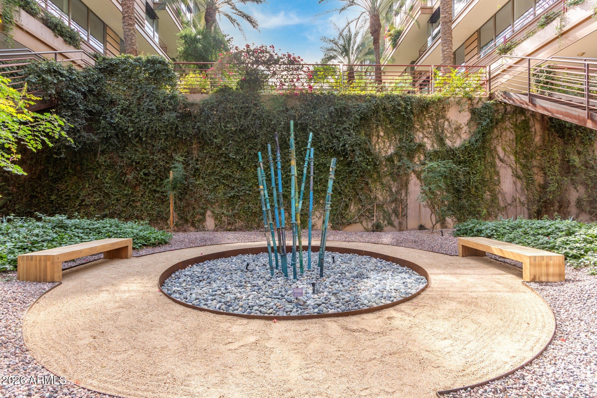 7161 E Rancho Vista Dr, #2015
