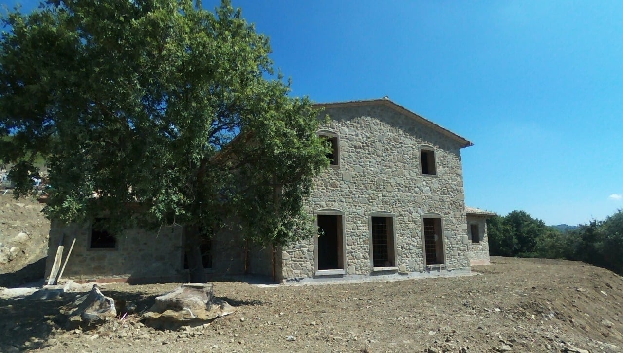 Incredible Home With Panoramic View Of The Nestore Valley