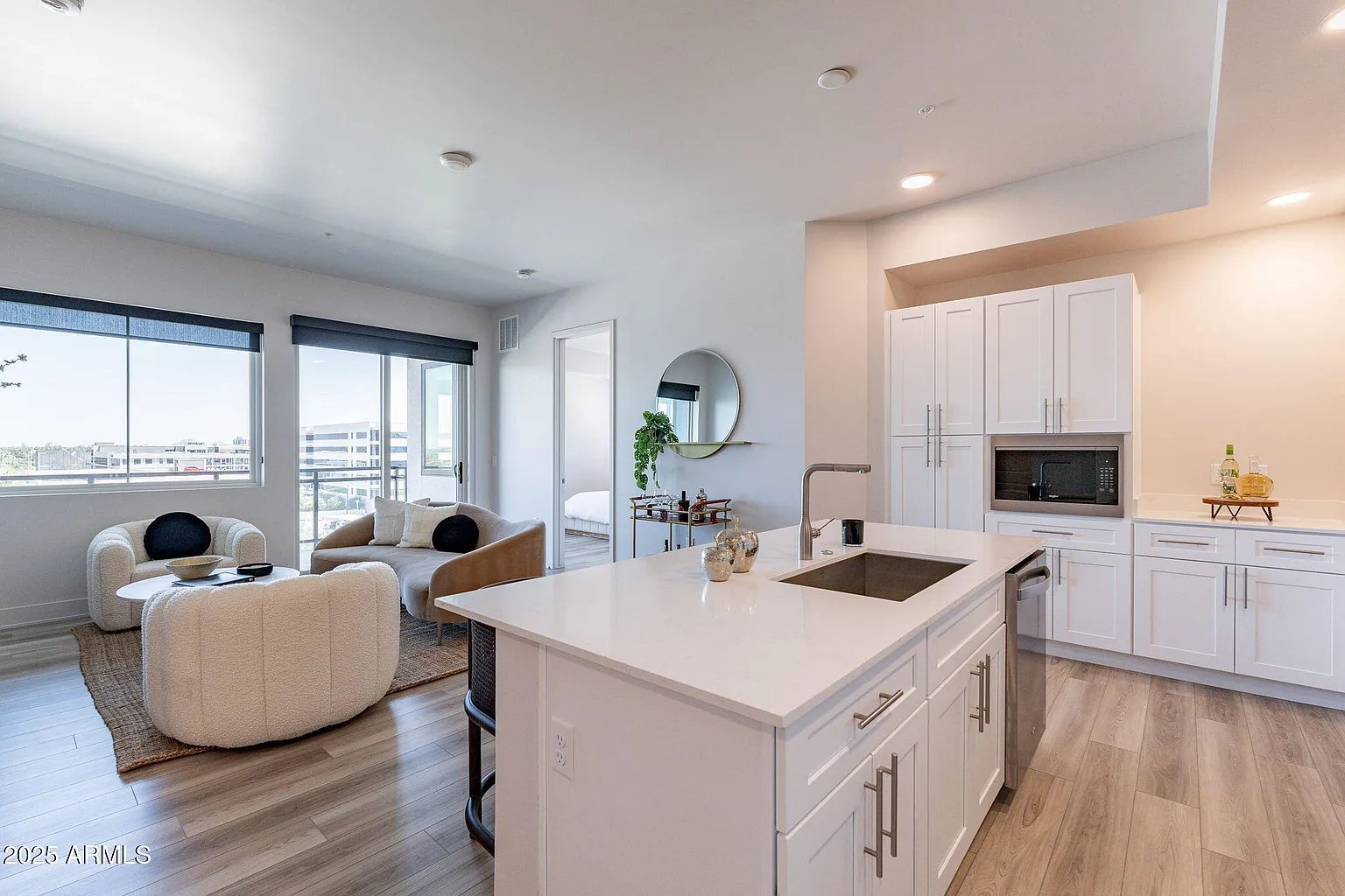 3131 N CENTRAL Avenue, 6011, Phoenix Unit: 6011