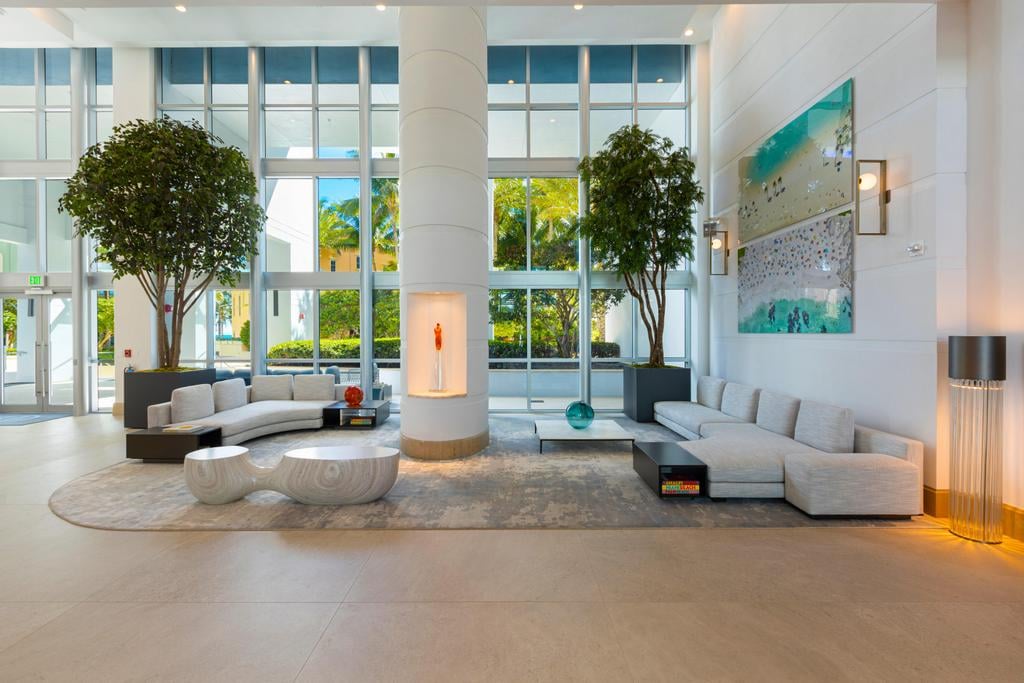 5959 Collins Ave Unit: PH2007, Miami Beach, FL 33140