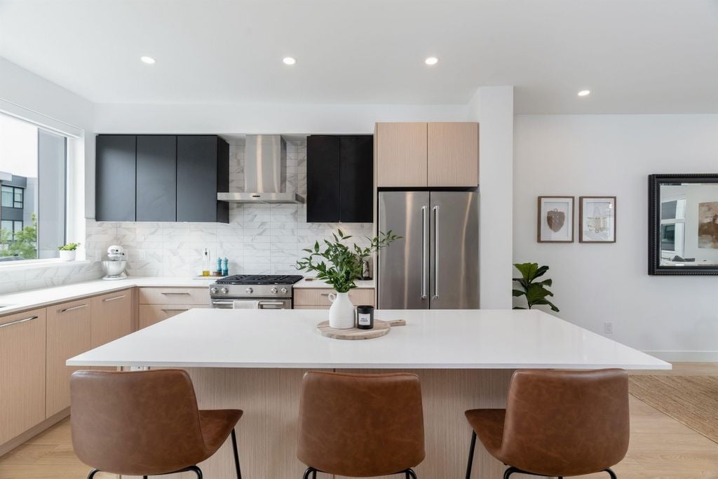 602 Lile Dr, #8