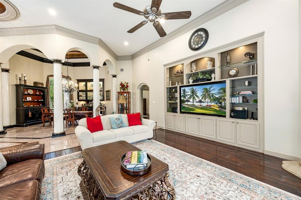 10355 Paradise Valley Dr