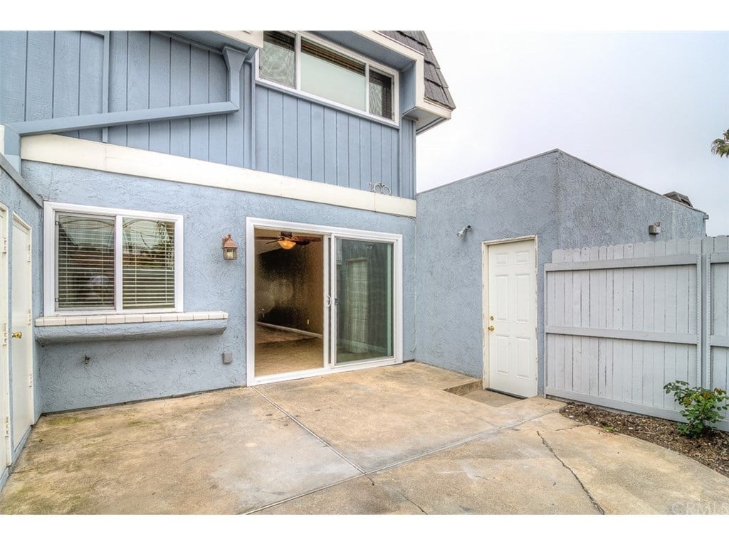 21202 Sailors Bay Ln