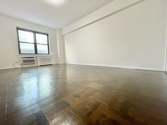 157 East 57th Street, #7B