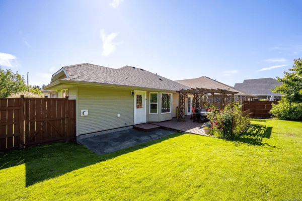 4722 Cruickshank Pl