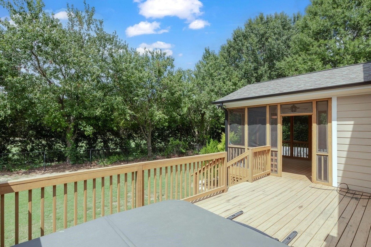 223 Kintyre Dr