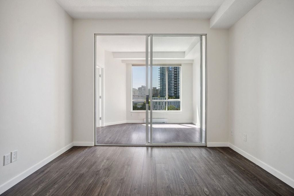 6240 McKay Ave, #605