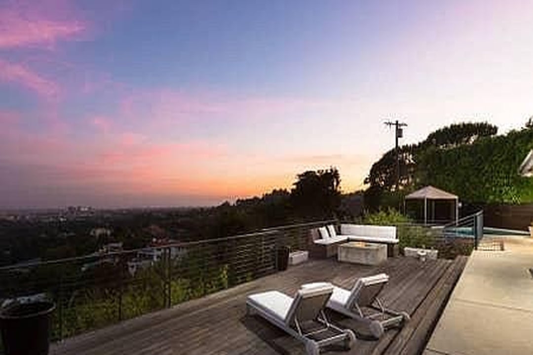 Jade Villa