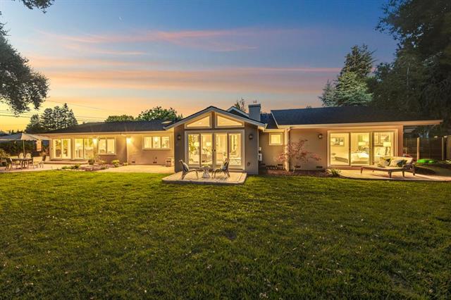 1009 Eastwood Dr