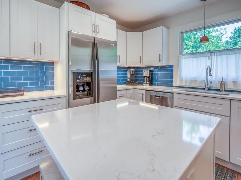 62 Schoolhouse Rd