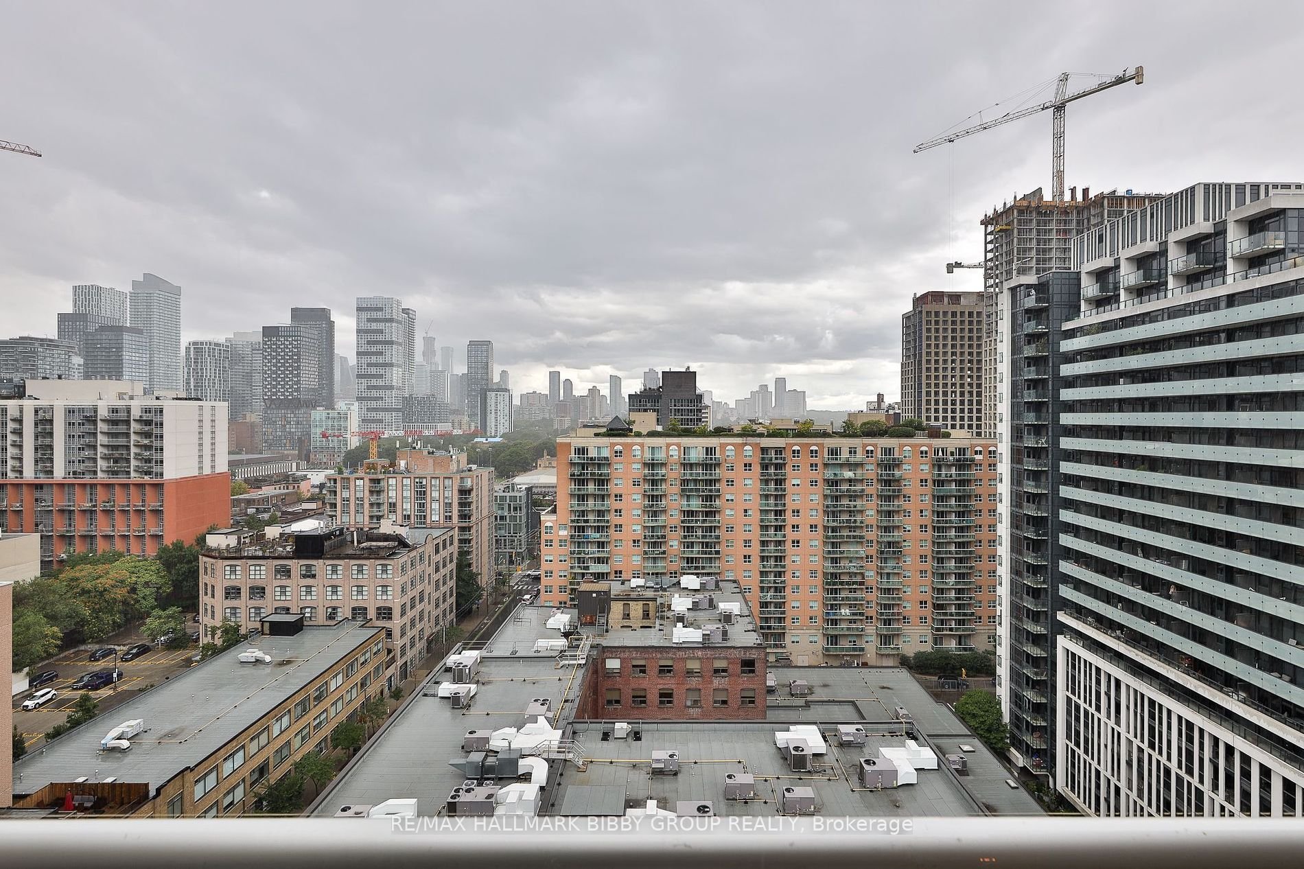 ST. LAWRENCE MARKET LUXURY FEATURE