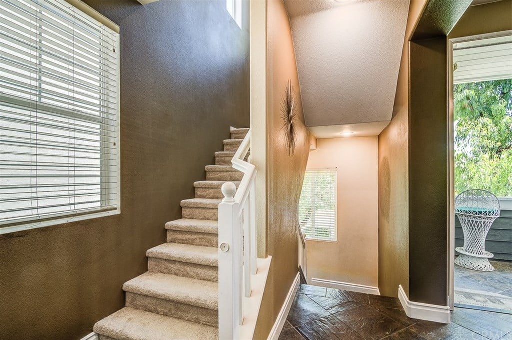 7461 Shelter Cove Cir