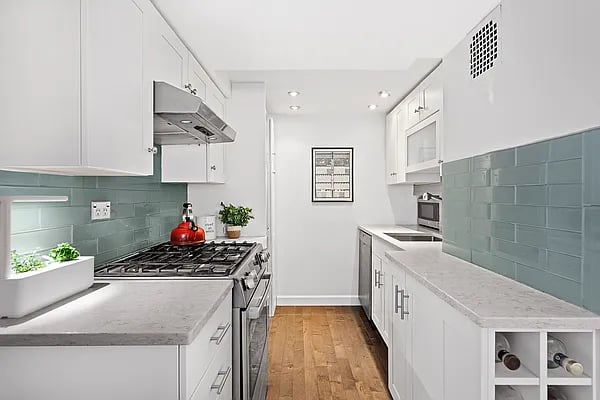 111 Hicks Street #18E